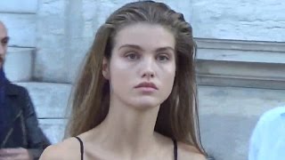 Top model Luna Bijl  Paris Fashion Week 3 october 2016 show Stella McCartney [upl. by Idoj]