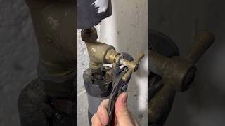 How to fix a leaking stop tap asmr diy howto plumbing subscribe youtubeshorts plumber tools [upl. by Prichard356]