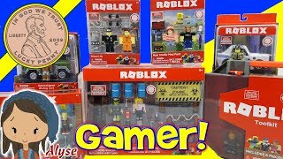 Roblox Multiplayer Online Game Kids Toy Review  Apocalypse  Punk Rockers  Zombie Attack [upl. by Nylteak]