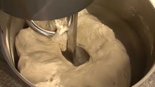 come si fa impasto per pizza al Taglio How to Made pizza dough [upl. by Herbst796]