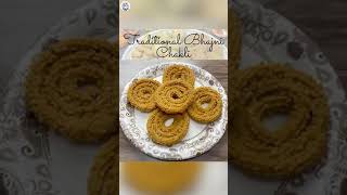 Instant Chakli Recipe  Bhajanichi Chakali Murukku  Traditional Diwali Recipe  HungerPlans shorts [upl. by Shiroma379]