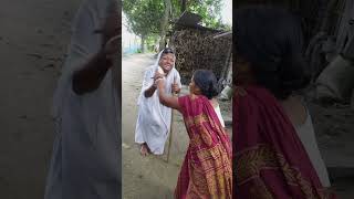 Saa ki hath se machli chinli fer jo hua🥵😭😭 ytshorts shortvideos shorts maa [upl. by Artenek994]