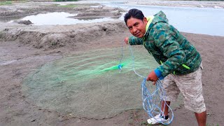 Como Lanzar Atarraya de pesca Correctamente  how to throw a cast net [upl. by Novy]