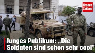 Am Heldenplatz Junges Publikum „Die Soldaten sind sehr cool“  kronetv NEWS [upl. by Valli62]