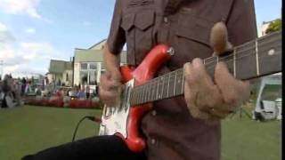 Watkins Rapier 33 played live on BBC TV Guitar Files 8 [upl. by Alyehc105]