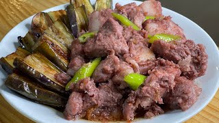 Binagoongang Baboy Sa Gata  Simple Pero Masarap [upl. by Nahallac]