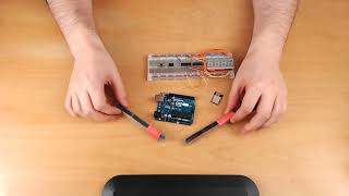 Introduction Arduino et microcontrôleurs  Quoi  Comment  Pourquoi [upl. by Azeel673]