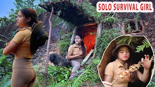 Part 1  5 DAYS SOLO SURVIVAL GIRL  Dug a hole to hide and find food in the deep forest  Siu Tran [upl. by Aramois]