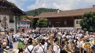 Bayernhymne anlässlich des 75jährigen Jubiläums der Musikkapelle Wallgau [upl. by Naquin]