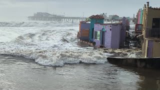 Woman nearly washed out in Capitola [upl. by Sigmund897]