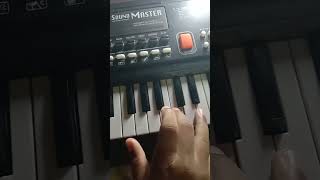 Innisai paadi varum song in keyboard 🎹 [upl. by Artenak]