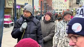 20231201 Jyväskylä Finland politician Alexander Stubb  Kompassi flea markets  kirpputoreja [upl. by Gnahk224]