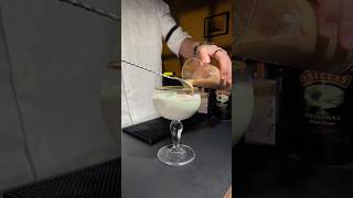 🍧 mixologyguide drinkrecipes mixologytips drink mixology cocktail [upl. by Dickey]