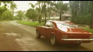 Holden Monaro HT 502 burn out Jakarta [upl. by Walters754]