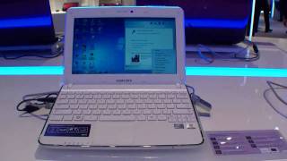 Samsung N210 First Impression at CES 2010 [upl. by Alphonsine316]