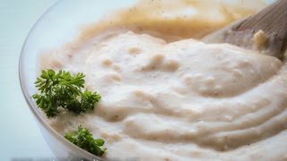 Como Hacer Bechamel Casera para Lasagna o Croquetas  Recetas Italianas [upl. by Vigor]