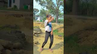 Hariyar Salwar  bhojuridance youtubeshorts viraldance [upl. by Jameson334]