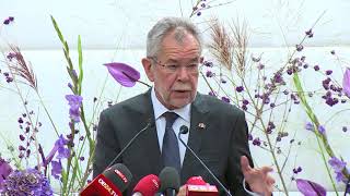 Bundespräsident Alexander Van der Bellen beim Verfassungstag 2017 am VfGH [upl. by Cairns128]