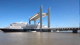 Pont JacquesChabanDelmas TimeLapse ouverturefermeture [upl. by Lenzi]