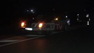 Report TV  Shkodër aksidentohen 3 të rinj me quotBMWquotvdes 19 vjeçari [upl. by Aliuqahs]