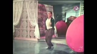 CANTINFLAS BAILANDO EL BORRADOR [upl. by Ilanos423]