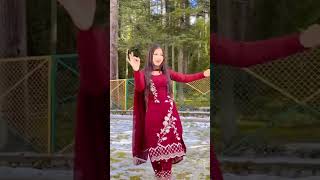 Jhumke jhumke  itskajal  lavneeshnath himachali kaneesh trending kajal highdrickmusic [upl. by Hanni]