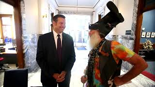 Vermin Supreme files for Kansas attorney general [upl. by Yeleen]