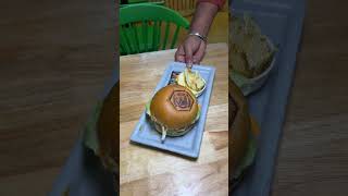 💥 என்னது கஞ்சா விதை la Chicken Burger uhh ⁉️ shorts thedsquarevlogs [upl. by Serena]