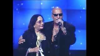 Feroz Khan in high spirits at IIFA 2002 [upl. by Aurelia882]