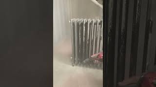 Aérogommeuse  décapage radiateur en fonte par aérogommage ACF shorts [upl. by Arej484]