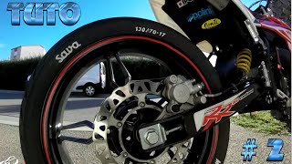 TUTO MECANIQUE 2  Poser des liserets de jantes sur une moto [upl. by Eserrehs]