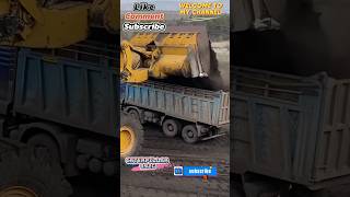 Shoorts Video Cat 992G Caterpillar Big Size Bucket Wheel Loaders Loading Coal On dump Trucks [upl. by Oliric620]