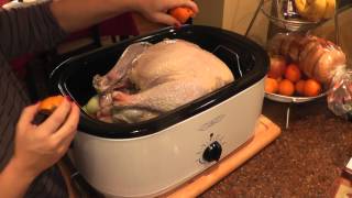 How I Season amp Cook Turkey in an electric roaster thanksgiving christmas [upl. by Dragon74]