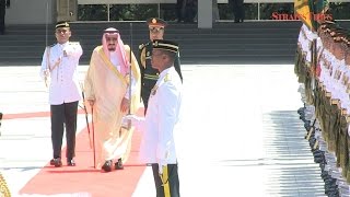 King Salman receives grand welcome at Parliament Square [upl. by Ennaeiluj]