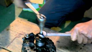 How to use alternator tool to repair Alternator pulley [upl. by Eiramanel]