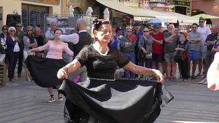 danses Catalanes populaires par le ballet Joventut [upl. by Anrat]