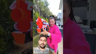 Ladki akhrot ko todti hai 😱🤠 lifehacks challenge funny brothersister car shorts [upl. by Atterual777]