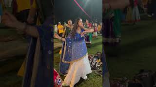 Nine days of navratri 🌸🌺 pooniafamily1237 music garba singer adityagadhvi bestofadityagadhvi [upl. by Anna-Maria]