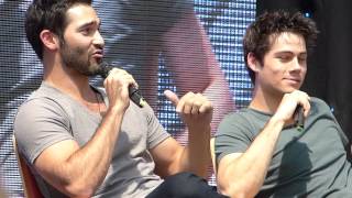 Alpha Con 2014Tyler Hoechlin and Dylan Obrien panel Part 9 [upl. by Deckert]