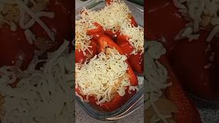 Pimientos rellenos con pollo y arroz Buen provecho food cooking recipe [upl. by Stephens164]