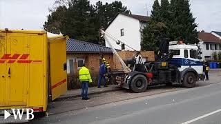 Unfall mit Postwagen Güllegespann und drei Autos in Beverungen [upl. by Hitt]