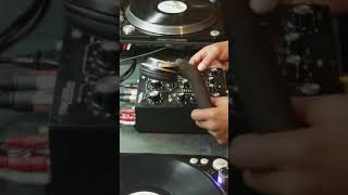 Omnitronic 202Mk3 vinyl sound test [upl. by Cohl]