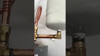 Expansion tank plumbingservices likeandsubscribe plumber professionalplumbing plumbing [upl. by Charlotte]