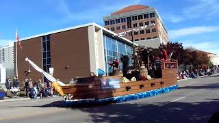 Pirate Ship Thanksgiving Day Parade  clip MAH05010 [upl. by Ferino]