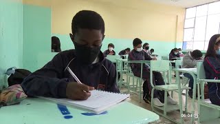 Un 30 de planteles educativos continuarán en modalidad virtual en el Ecuador [upl. by Sucramad]