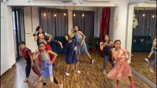 dance badri ki dulhaniya🥰🥰group dance [upl. by Nauwaj]