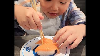 I tried the coolest Sushi Experience [upl. by Lubbock]