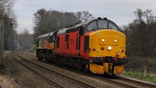 HNRC class 37 37405 passes Dunbridge working 0Z38 to westbury with 66850 in tow 5022024 [upl. by Barn757]