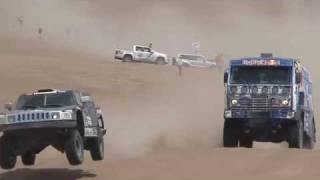 Rally Dakar 2010  Robby Gordon vs Vladimir Chagin [upl. by Adlez]