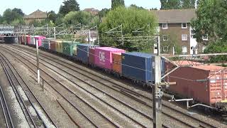 4L44 Trafford Park to London Gateway passes South Kenton [upl. by Fortune]